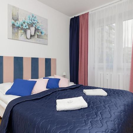 Family Apartment Bogatynska Bemowo By Noclegi Renters Warszawa Eksteriør billede