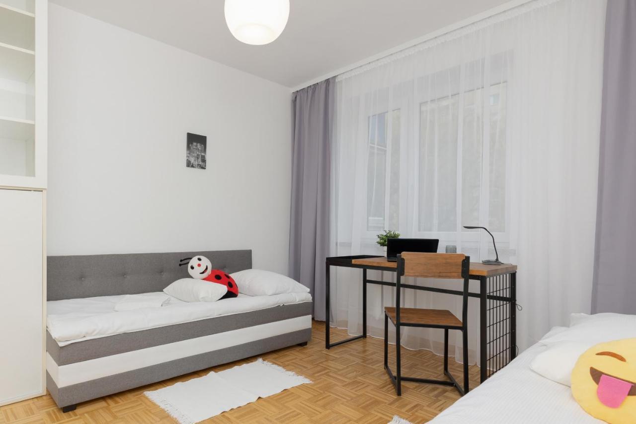 Family Apartment Bogatynska Bemowo By Noclegi Renters Warszawa Eksteriør billede